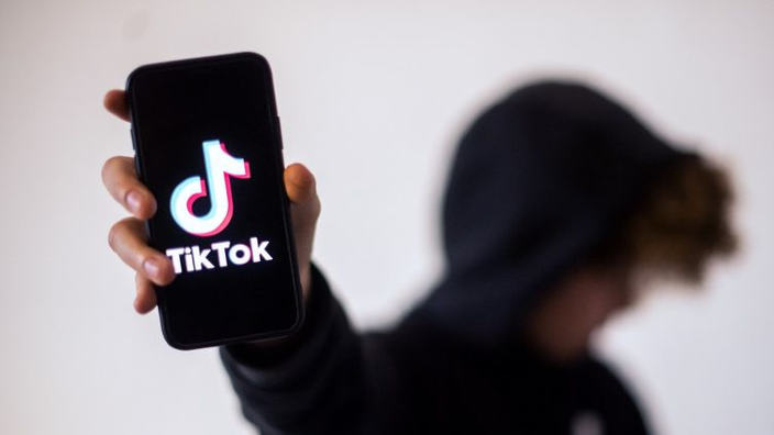 TikTok è l'app di intrattenimento più scaricata al mondo #agoraclick160