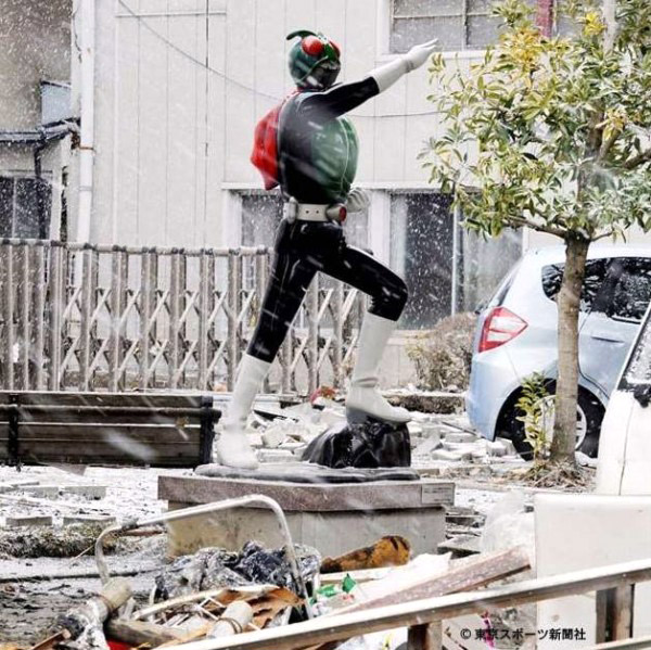 Kamen Rider stands tall after earthquake
