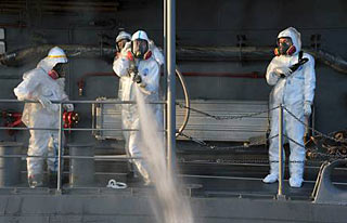 Terremoto Giappone - Tecnici ancora al lavoro a Fukushima