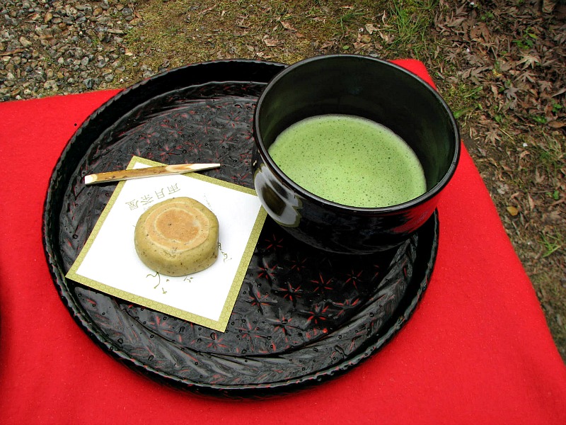 Traditional japanese green tea