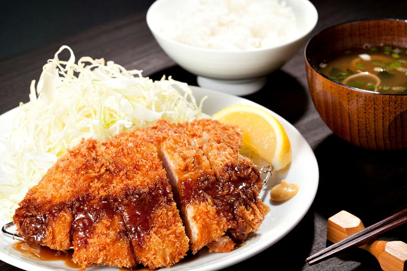 Tonkatsu: la ricetta della cotoletta giapponese